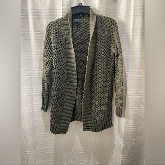 Patagonia Sweaters - Patagonia cardigan